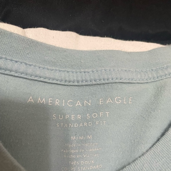 blue fading to white american eagle T-Shirt - Picture 2 of 2